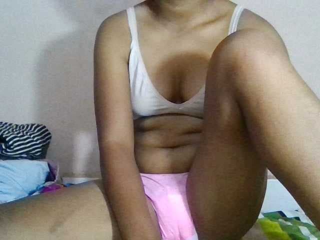 Rosah live cam