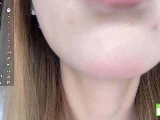 TyeshaDirksen live cam
