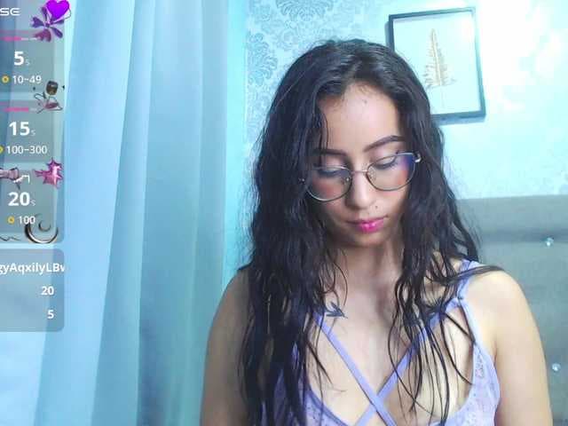 alanamartinez live cam