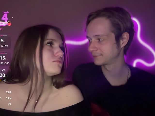 titsDestroy2007 live cam