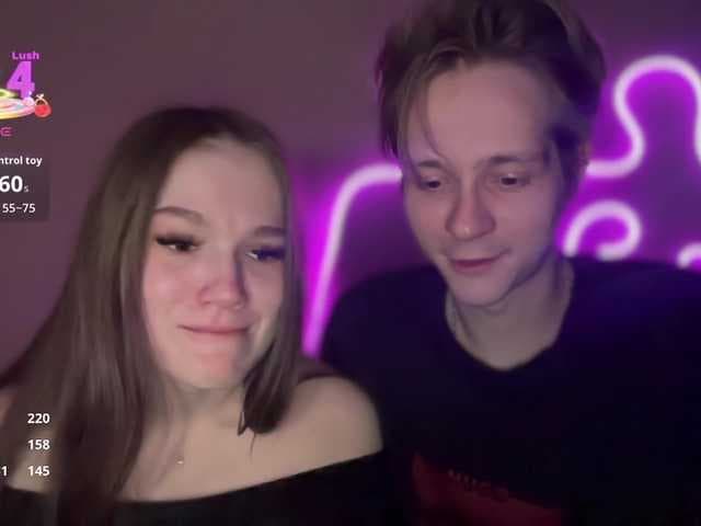 titsDestroy2007 live cam