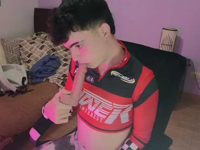 lukeboyce33 live cam