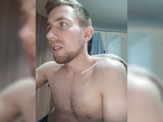 -Dark live cam