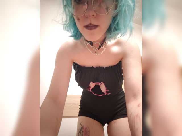 ddeathy live cam