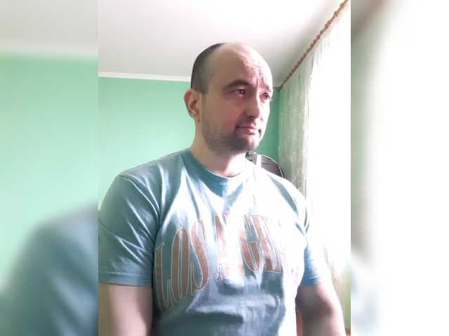 Come1tomorrow1 live cam