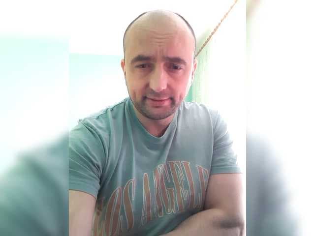 Come1tomorrow1 live cam