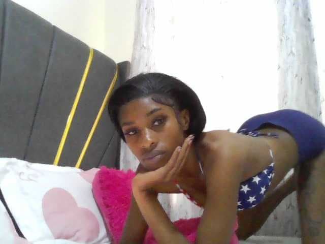 Fl0werssxoxo live cam