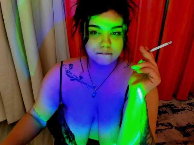 SpicyCarlaXX live cam