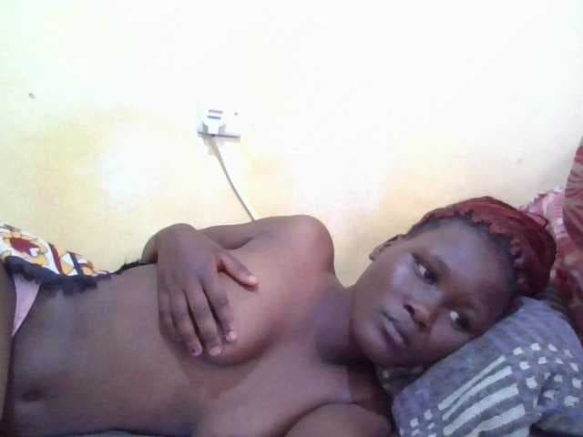 ebony-vannilah live cam