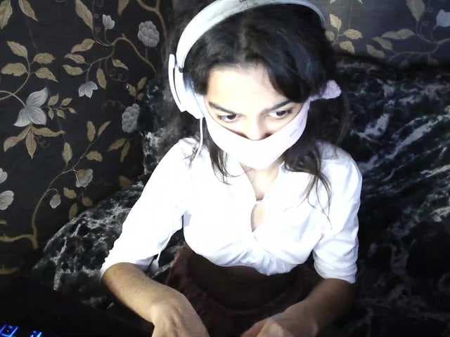 Nixiea live cam on BongaCams
