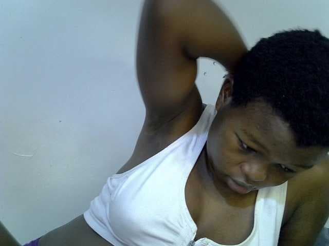 pretty-desire live cam