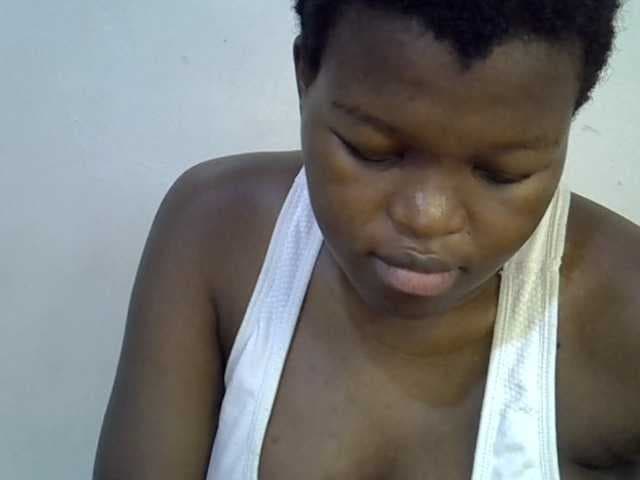 pretty-desire live cam