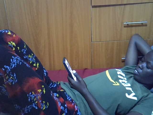Ebonytrendy live cam