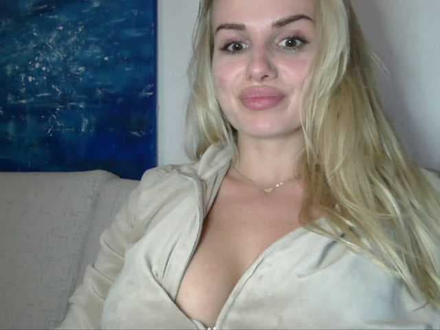 CorneliaSweet live cam