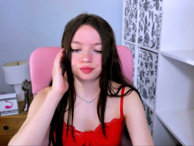 GraceLipsX live cam