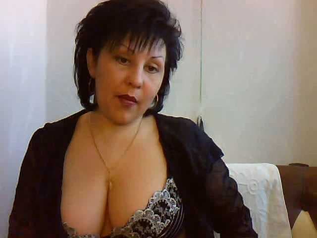 ChokoPiss-69 live cam