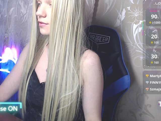 Shiny_Victoria live cam