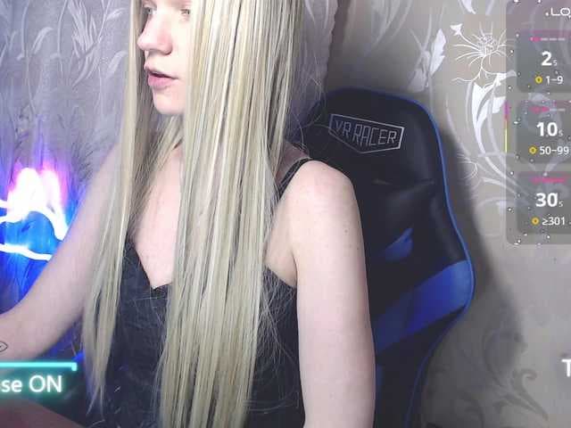 Shiny_Victoria live cam