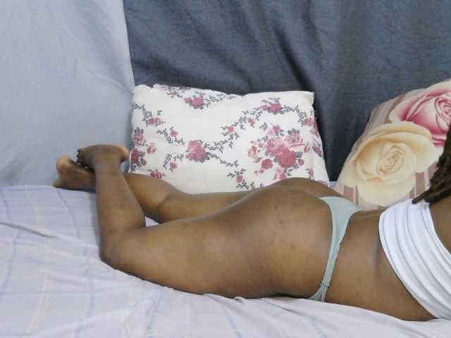 Cutie-lynda live cam