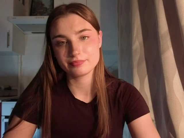 ChristiaPettet live cam