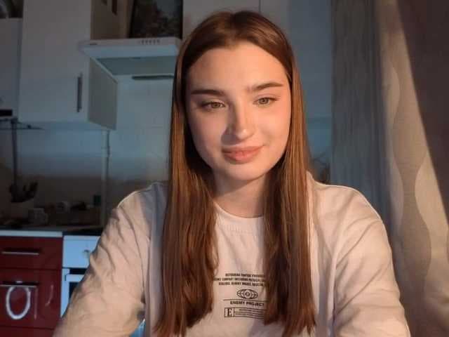 ChristiaPettet live cam