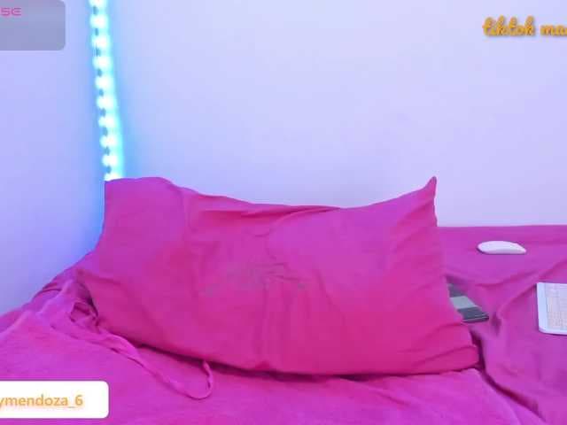MaddyMendozax live cam
