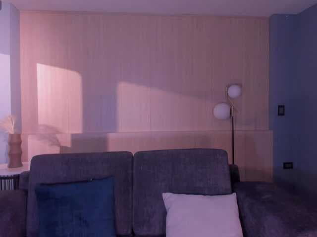 LucieMartin live cam