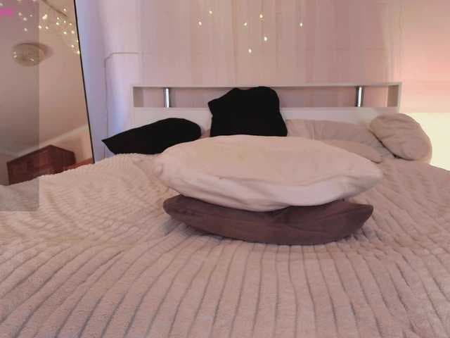 XCourtney live cam