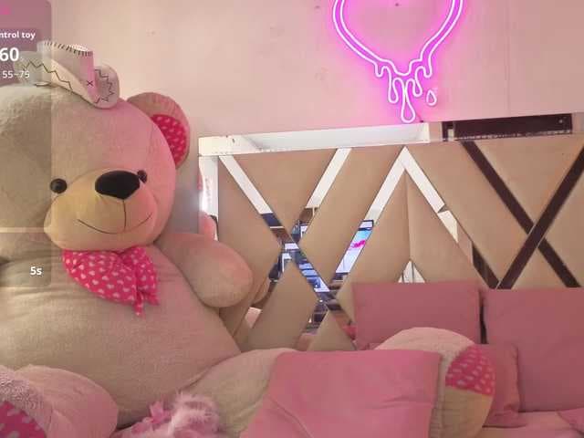 MILAH-TAY live cam on BongaCams
