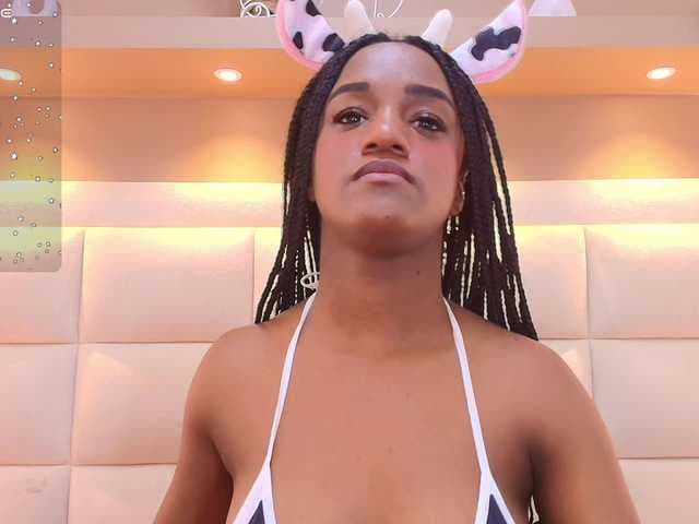 Chloebrunnie live cam