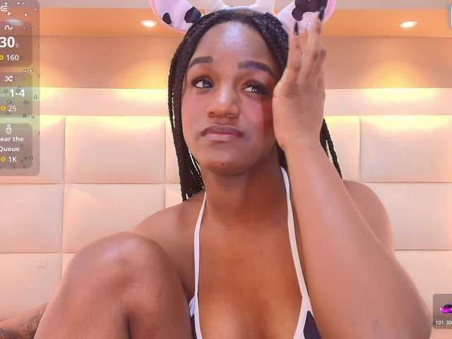 Chloebrunnie live cam on BongaCams