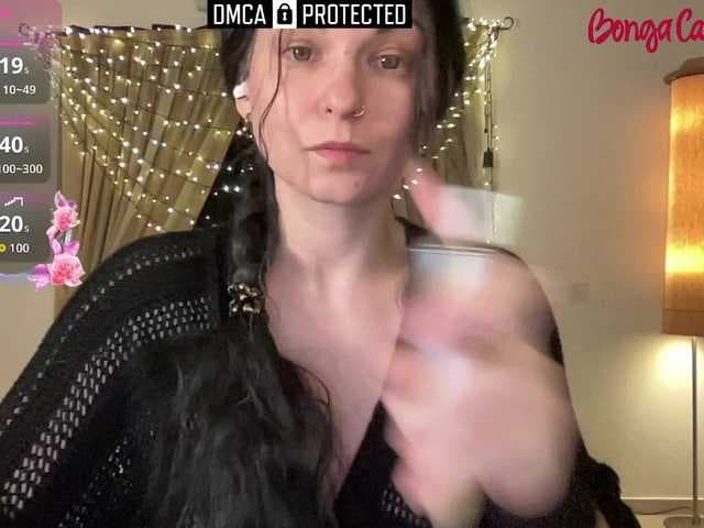 LilithNewdawn live cam