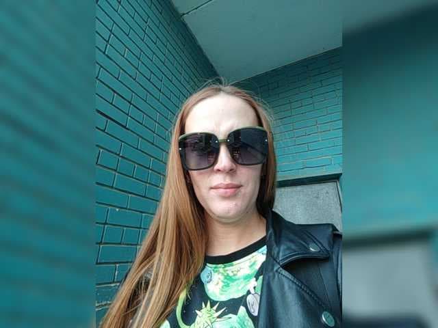 she-wolf live cam