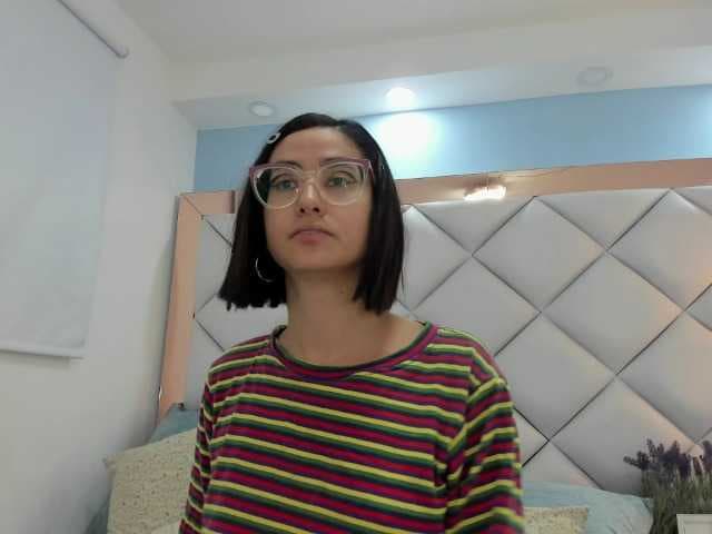 crystalstonee1 live cam