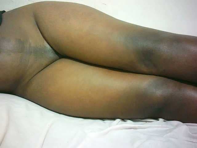 Hairy-ebony-couple live cam