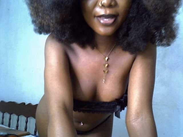 SpicyMackenzie1 live cam