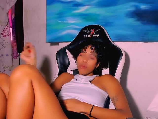 Bad-girl-xxx live cam