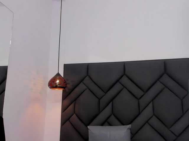 Alex-Val live cam