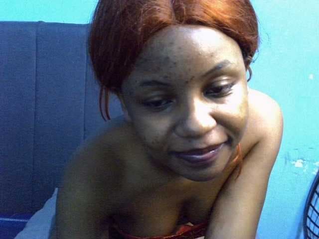 GoldenGoddess1 live cam