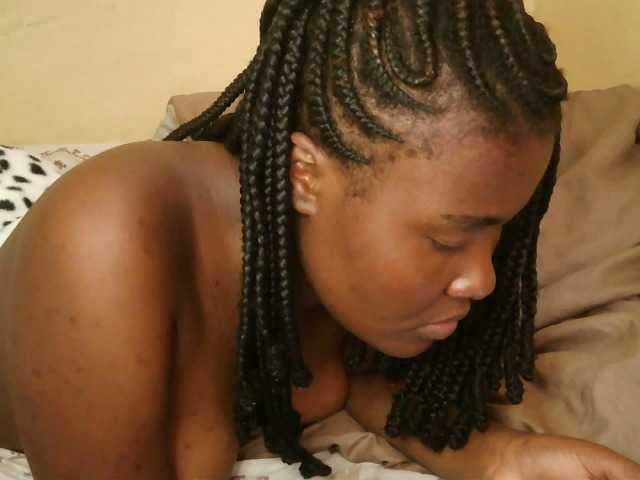 Cute-latasha live cam