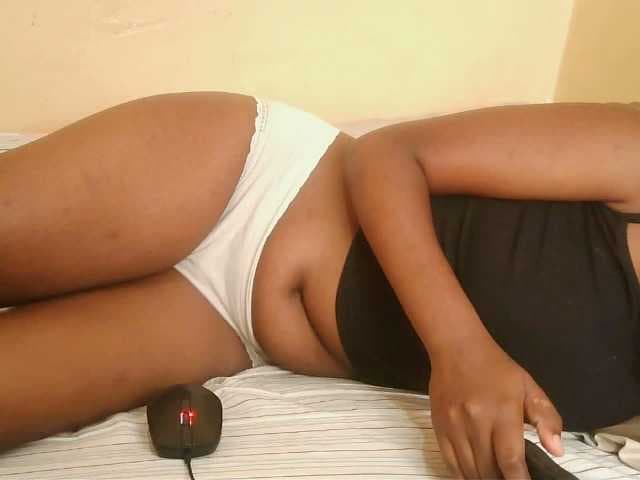 Cute-latasha live cam