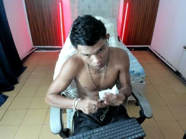 juan-mhata live cam