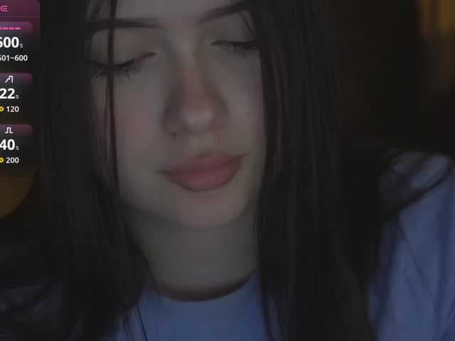 SecretKiraa live cam