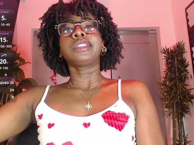 MelodyBlazze live cam