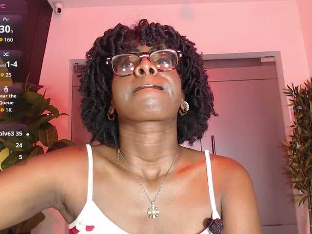 MelodyBlazze live cam