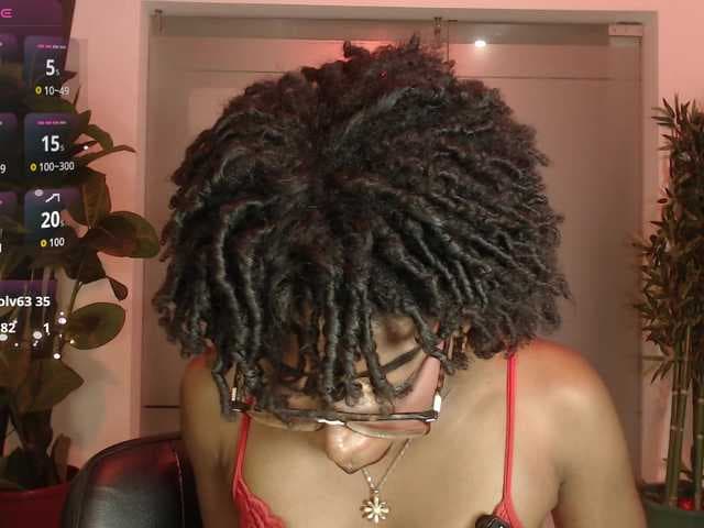 MelodyBlazze live cam