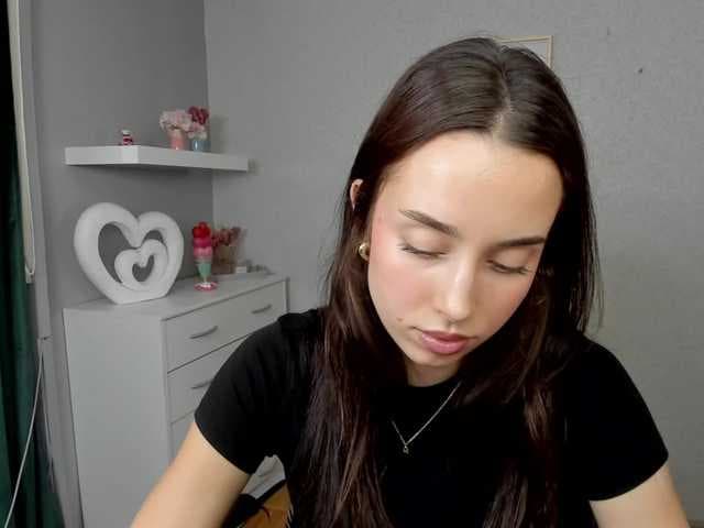adeleLive live cam