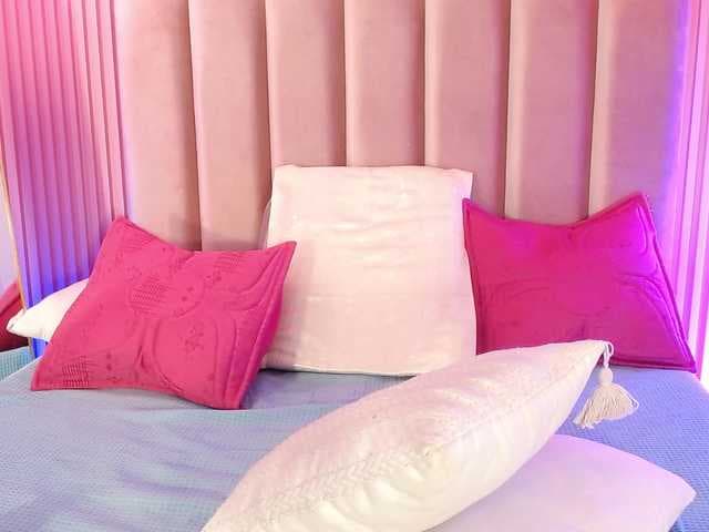 ArianaRougee live cam