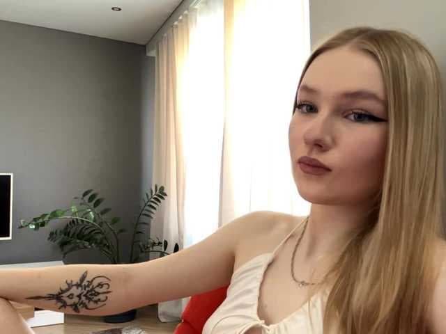 PatriciaShifflett live cam