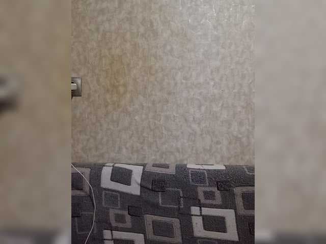Hidden_Charm live cam